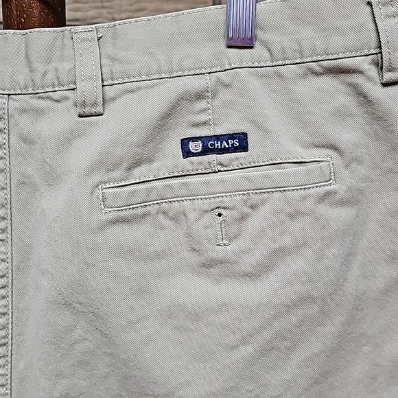 Chaps Shorts 38 waist - Picture 5 of 6